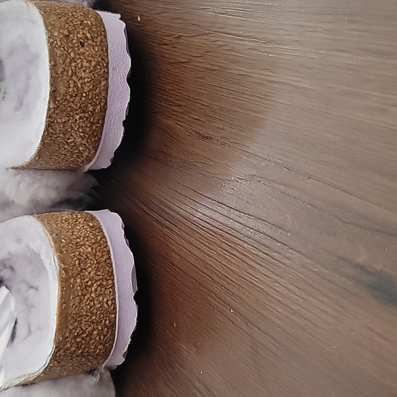 Birkenstock| Arizona Big Buckle Purple Shearling Fuzzy/Fur Sandals Size38 - Picture 8 of 10